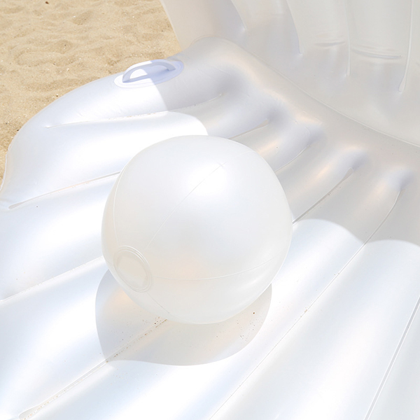 PVC Inflatable Pearl Floating Row