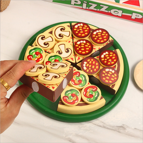 Wooden Cutting Pizza Toy